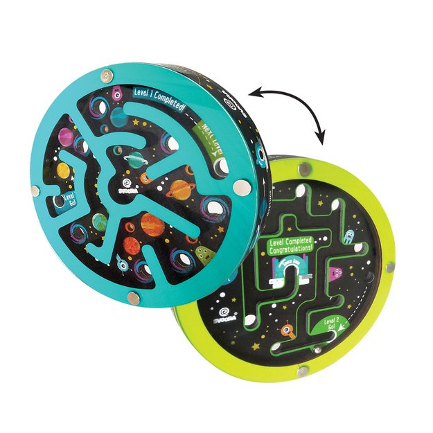 Svoora medinis labirintas, Kosmosas