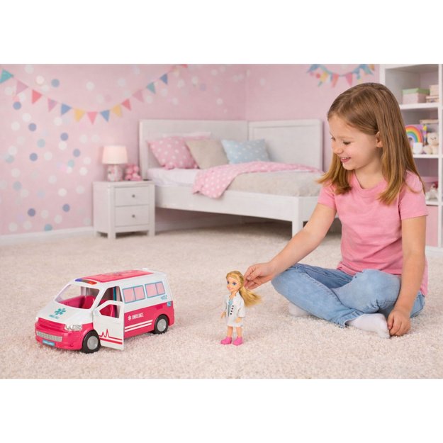 GREITOSIOS PAGALBOS AUTOMOBILIS SU GYDYTOJO LĖLE IR MEDICININIAIS PRIEDAIS 5