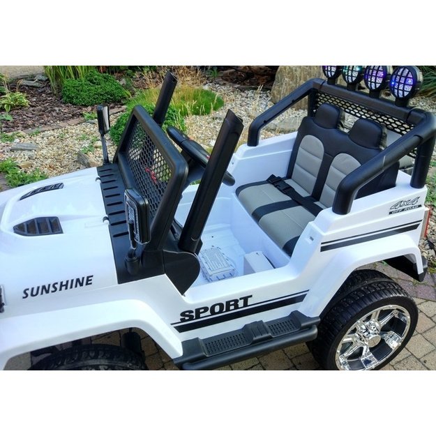 Ride on Car S2388 Jeep White 4x45W 16