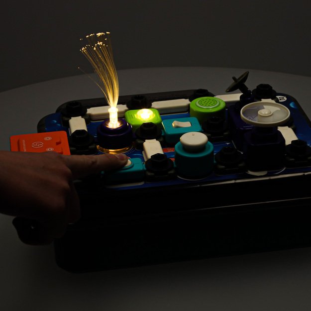 Mały elektryk elektronik zestaw edukacyjny 45 element&oacute;w + 12 kart