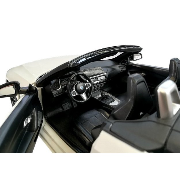 BMW Z4 Roadster R/C Car Rastar 1:14 White 4