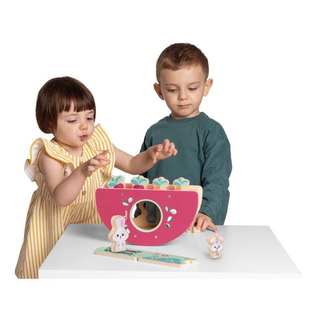 177790 WOODEN BUNNY HILL 2