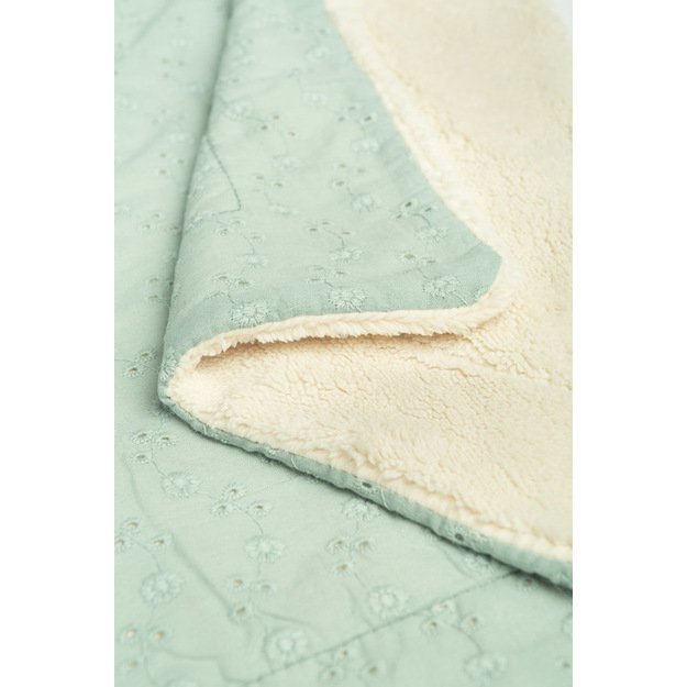 SIUVINĖTA ANTKLODĖ 80X100 ŠVIESIAI MĖTŲ SPALVOS PLIUŠAS 2