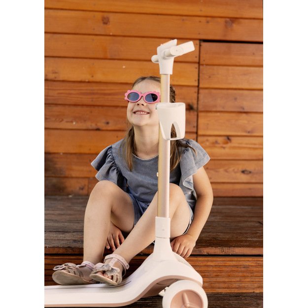 MOTOROLERIS SATURA BALTAS 26