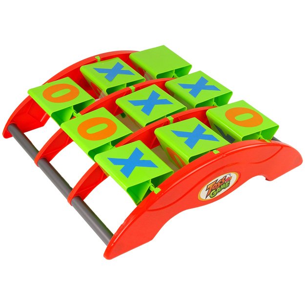 Circle and Cross Toss Game