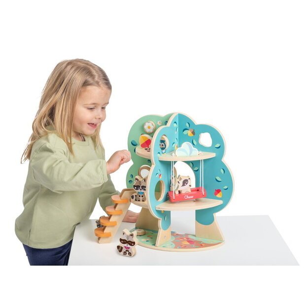 177639 WOODEN RACCOON HOUSE 3