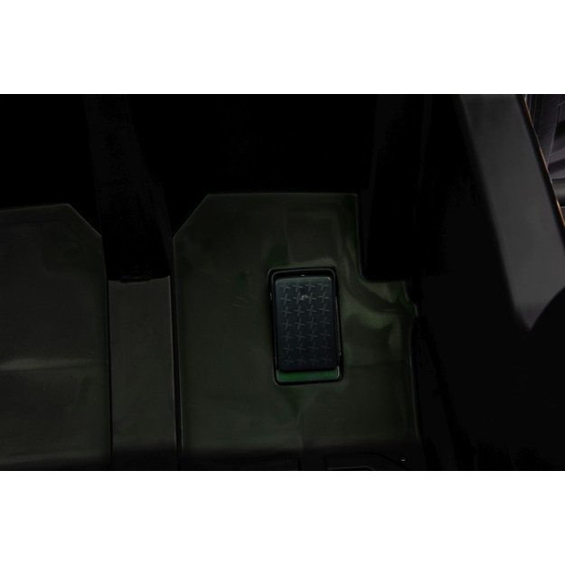 Battery Tractor A011 24V Green
