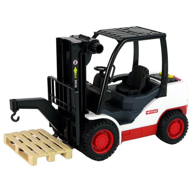 Šakinių krautuvų sunkvežimių judėjimas Šakių paletė. 1