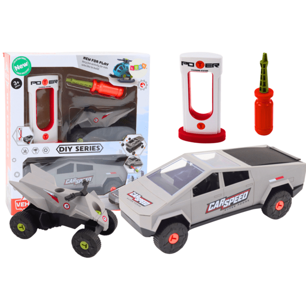 Šiuolaikinio automobilio su keturračiu rinkinys 