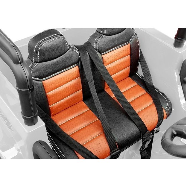 Electric Ride On Car WXE-1688 4x4 White 5