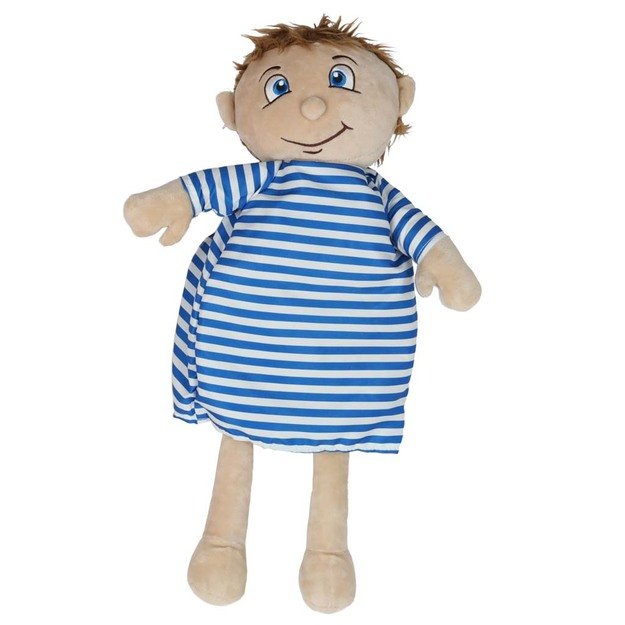 Anatomijos besimokantis berniukas su talismanu 1