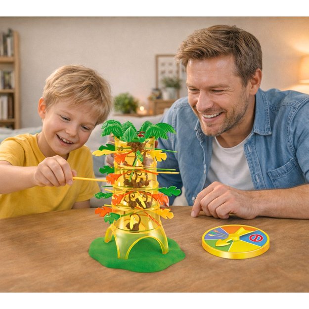 KRITOJANČIŲ BEŽDŽIONIŲ MEDIS ĮGŪDŽIŲ ŽAIDIMAS SU TRAUKIMO RATU 2