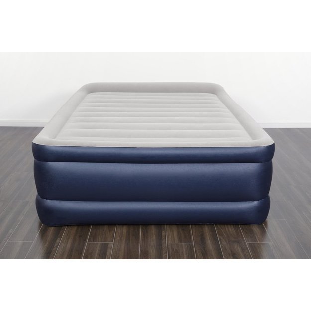 Double Inflatable Mattress With Pump 203 x 152 x 61 cm Bestway 67690
