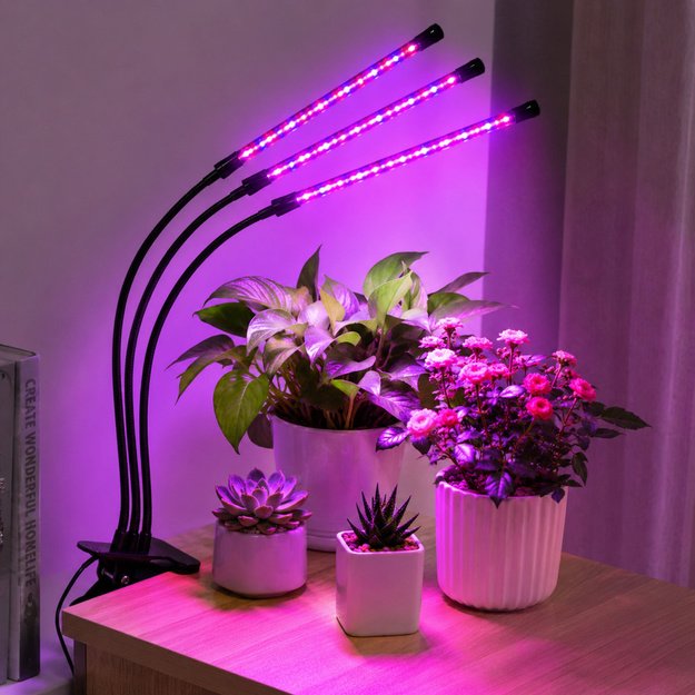 LED lamp for growing and illuminating plants, triple modules, clip