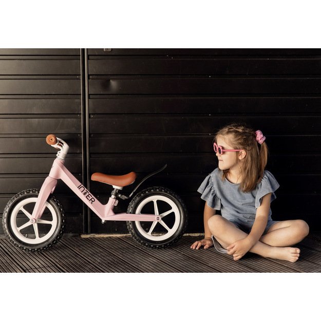 BALANSO DVIRATIS INTER CREAM 18