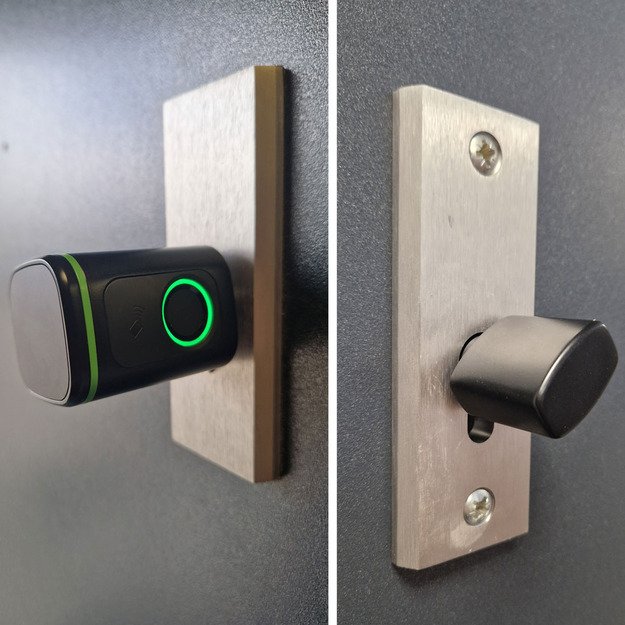 Cylinder door lock with fingerprint