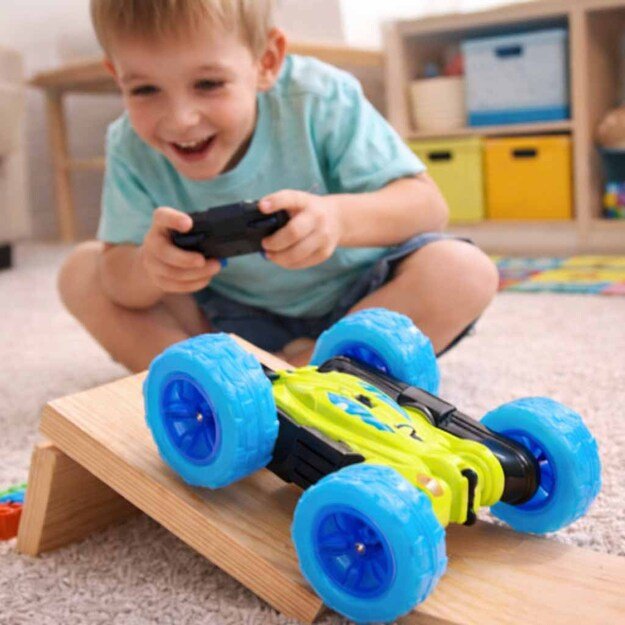 RC Revolt Flip Speeder nuotolinio valdymo automobilis su &scaron;viečiančiais ratais 10