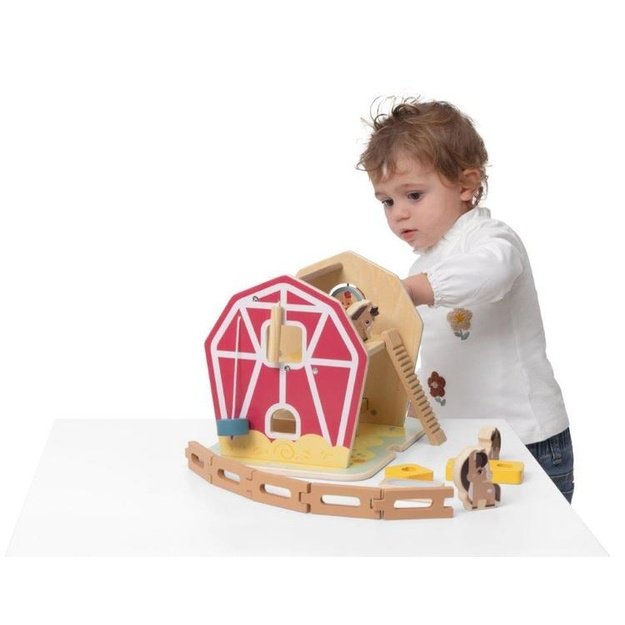 180028 WOODEN FARM WITH PONY