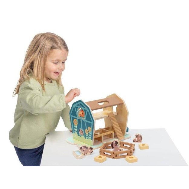 180028 WOODEN FARM WITH PONY