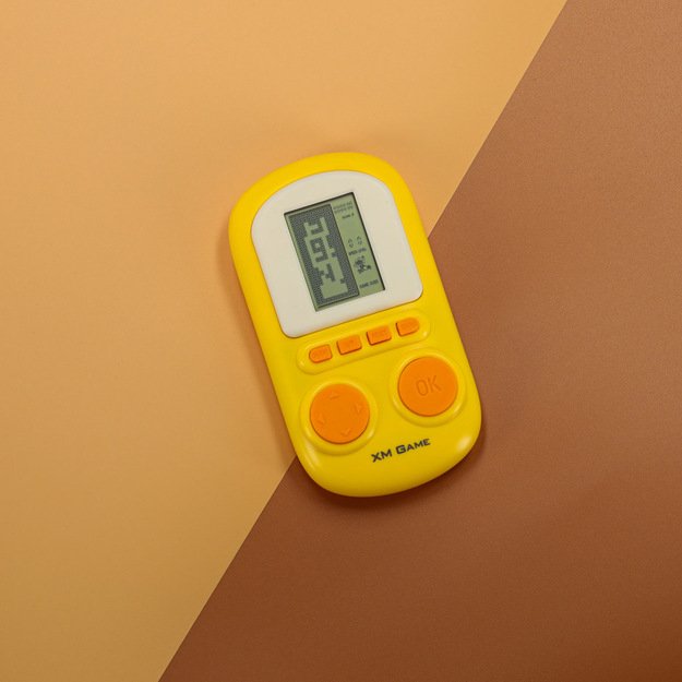 Arkadinių žaidimų nešiojamoji konsolė geltonos spalvos 4