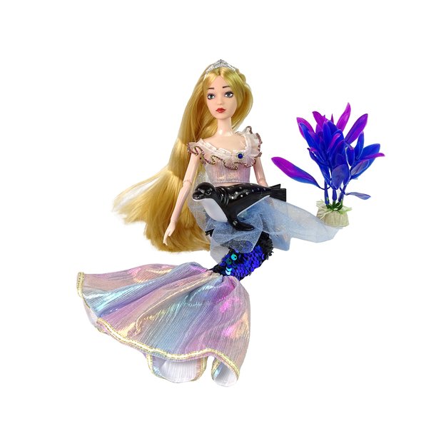 Emily the Mermaid Baby Doll Green Accessories