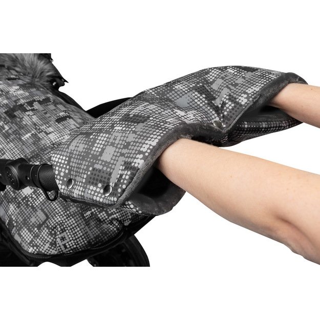 Vaikiško vežimėlio muliažas – taškai grafitas 2