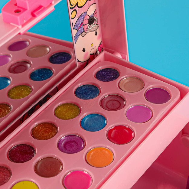 Kuferek zestaw kosmetyk&oacute;w do makijażu i paznokci makeup kosmetyki cienie lakiery walizka