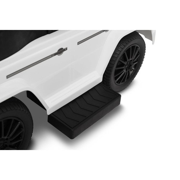 MERCEDES G350 D RIDE-ON WHITE 9