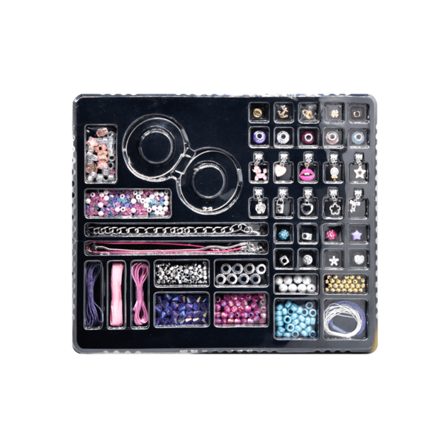 Set of beads for creating pendant bracelets 1