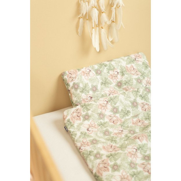 DVIEJŲ EILIŲ METŲ PASTOGAS 100X135, 60x40 CLEMATIS 6