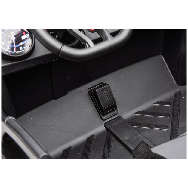 Battery-Powered Vehicle DM-110 24V 4x4 Black 8