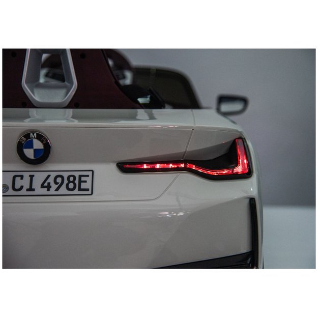 BMW I4 4x4 JE1009 Battery-Owned Car White
