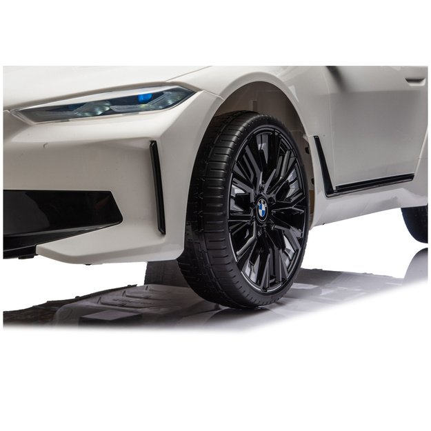 BMW I4 4x4 JE1009 Battery-Owned Car White