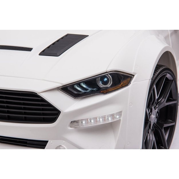 Battery-powered car Ford Mustang GT Drift SX2038 White 6