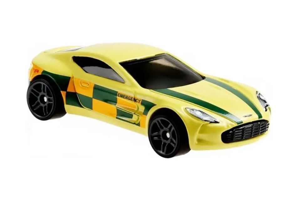 aston martin one 77 hot wheels yellow